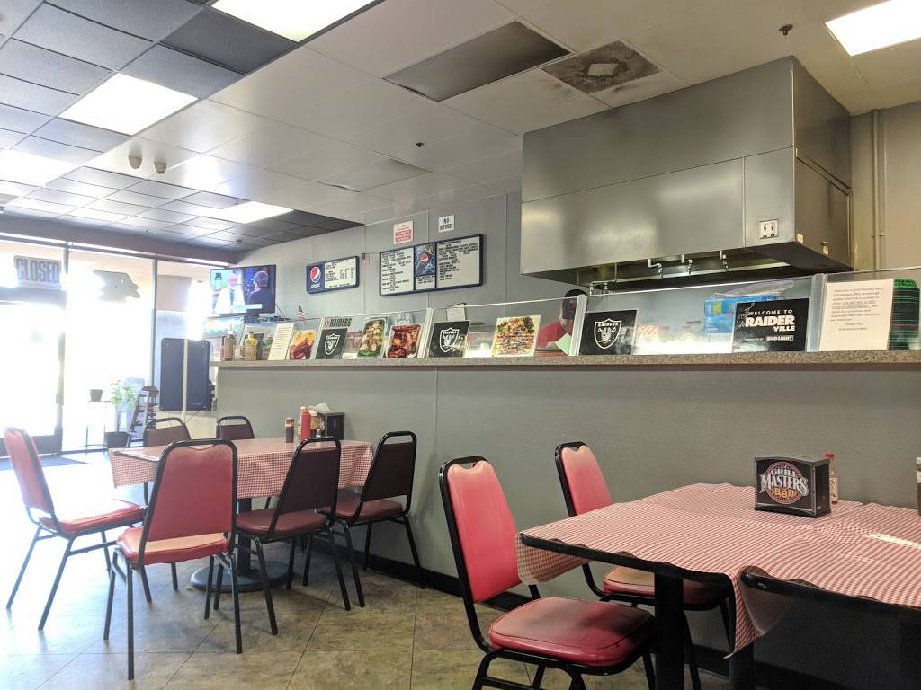 Grill Masters BBQ | restaurant | 2700 Clovis Ave, Clovis, CA 93612, USA | 5593489483 OR +1 559-348-9483