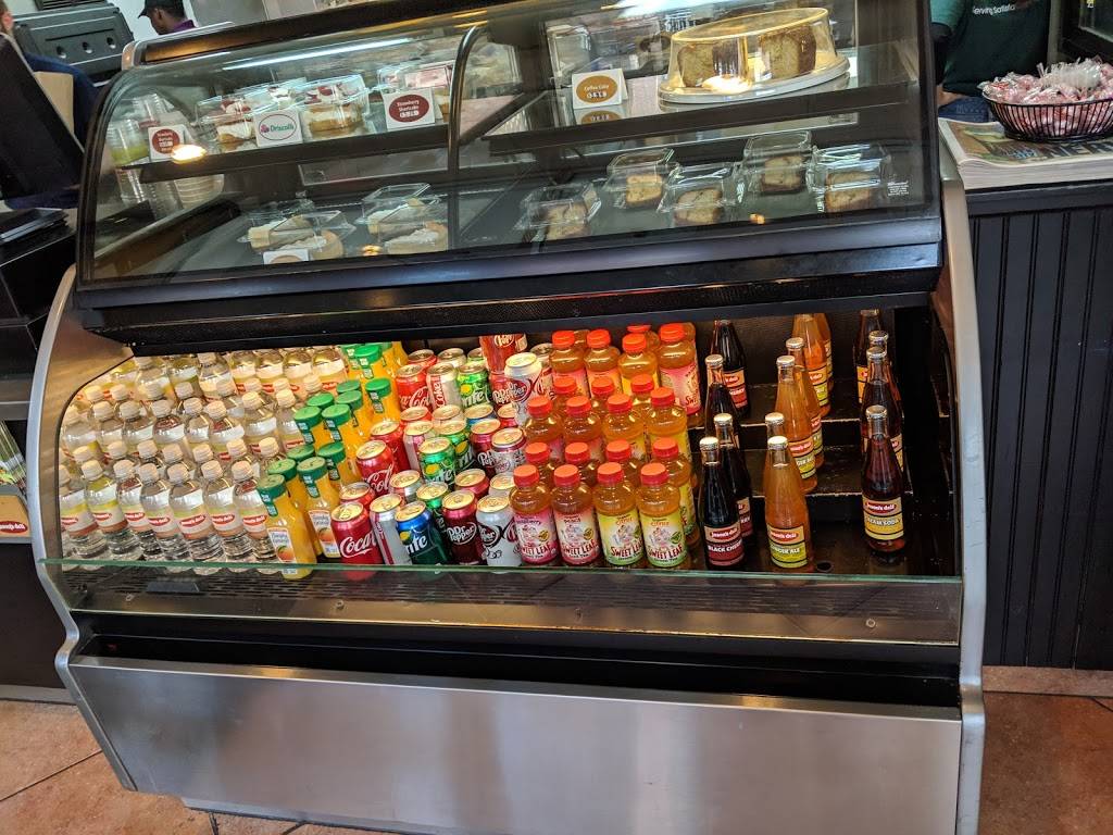 Jasons Deli | restaurant | 210 E Trade St, Charlotte, NC 28202, USA | 7046881004 OR +1 704-688-1004