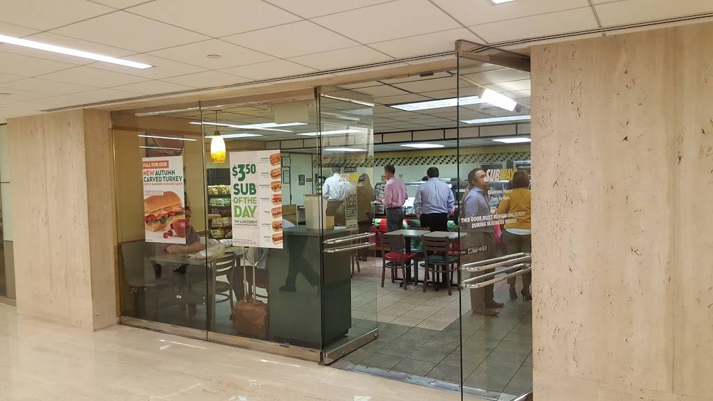 Subway Restaurants | restaurant | 1100 Louisiana St #86, Houston, TX 77002, USA | 7137518821 OR +1 713-751-8821