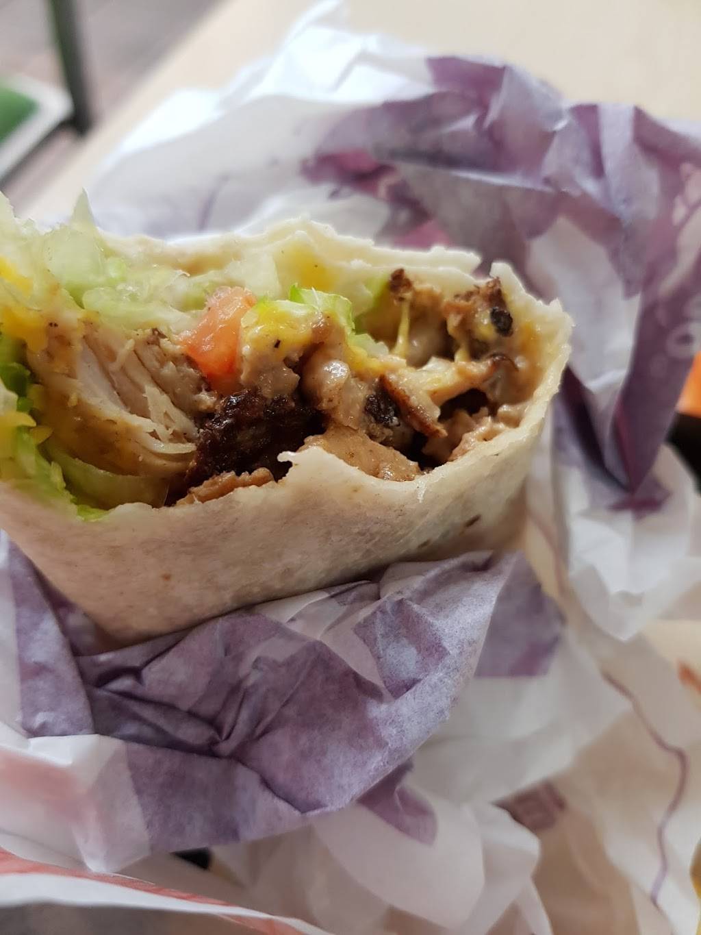 Del Taco | meal takeaway | 591 N Ventu Park Rd, Newbury Park, CA 91320, USA | 8054994439 OR +1 805-499-4439