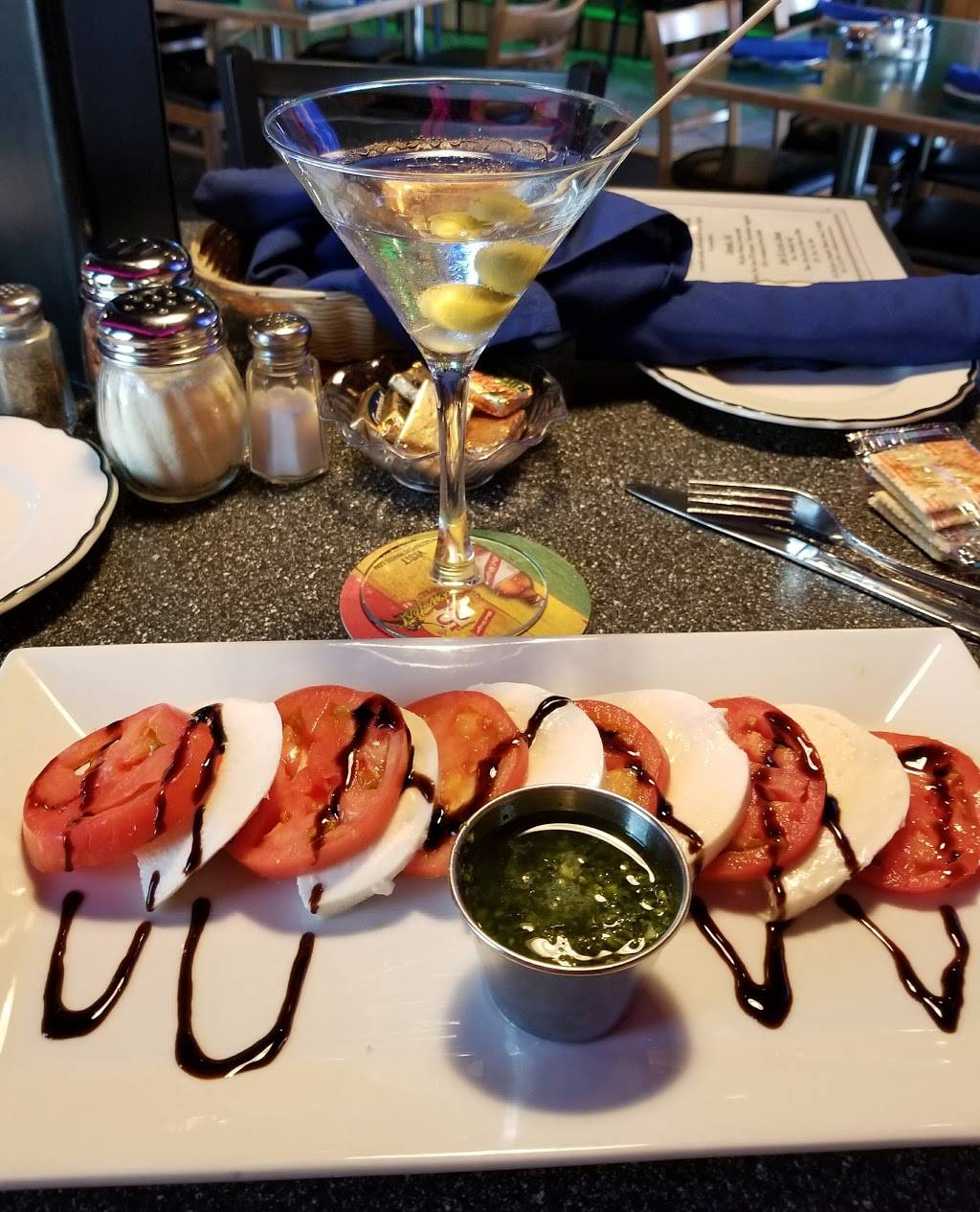 Skyline Restaurant & Banquet | restaurant | 106 Ella Grasso Turnpike, Windsor Locks, CT 06096, USA | 8606239296 OR +1 860-623-9296