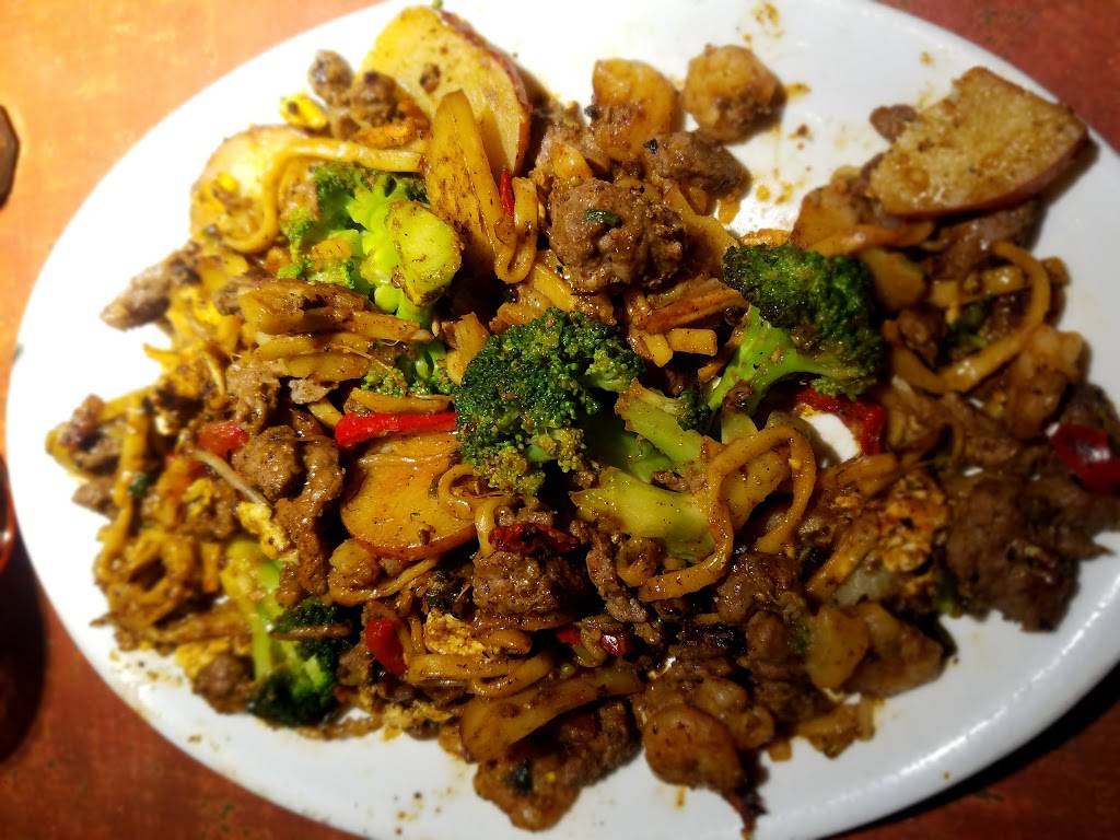 bds Mongolian Grill | restaurant | 13150 Hall Rd, Sterling Heights, MI 48313, USA | 5867266655 OR +1 586-726-6655