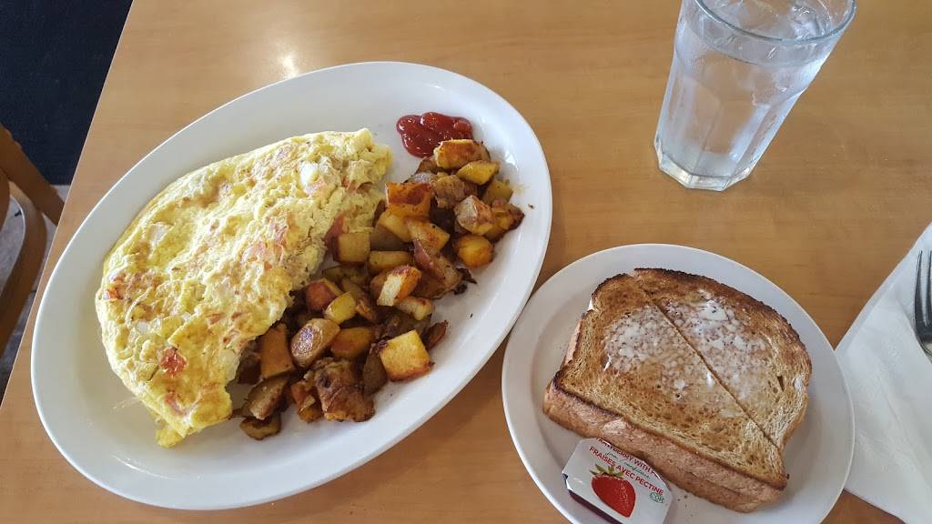 Daylight Grill | restaurant | 980 Southdown Rd, Mississauga, ON L5J 2Y4, Canada | 9059191187 OR +1 905-919-1187