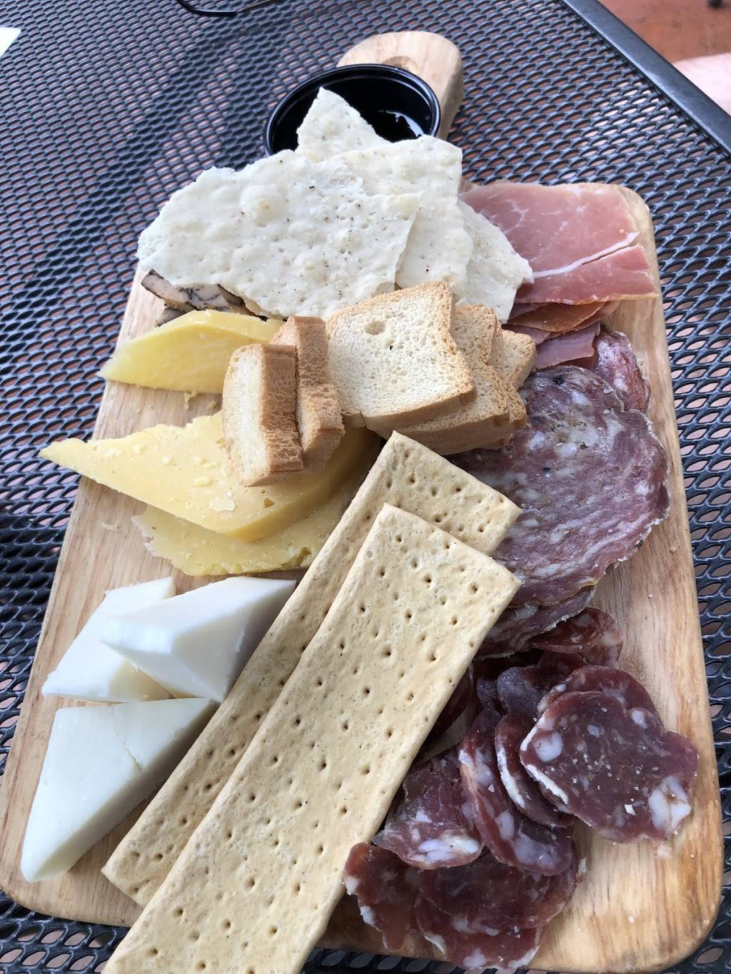 Breckenridge Pour House | restaurant | 206 N Main St, Breckenridge, CO 80424, USA | 9704235101 OR +1 970-423-5101