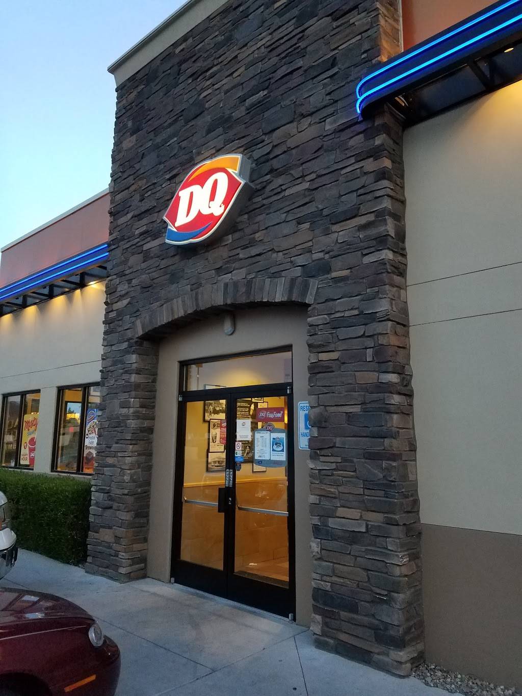 Dairy Queen Grill & Chill | restaurant | 6768 W Deer Valley Dr, Glendale, AZ 85310, USA | 6238251549 OR +1 623-825-1549