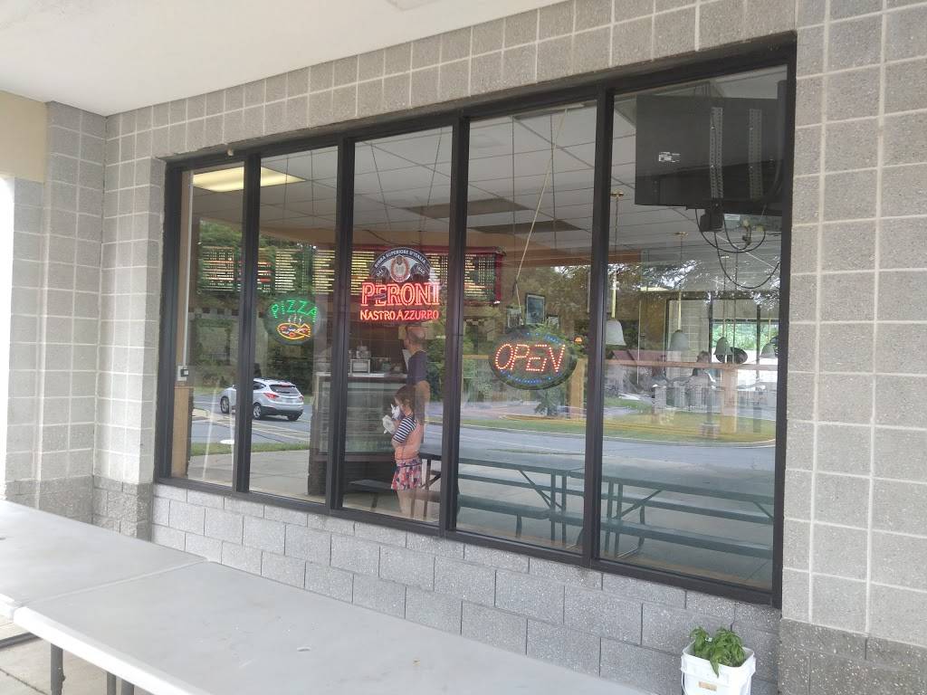 Rockys Pizza | restaurant | 205 Tippin Dr, Thurmont, MD 21788, USA | 3012717181 OR +1 301-271-7181