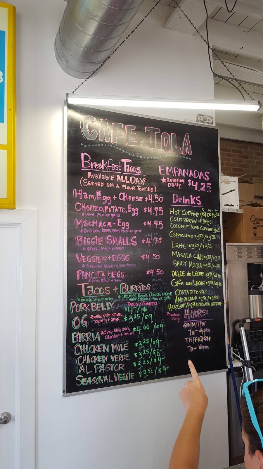 Cafe Tola #3 | restaurant | 1625 W Addison St, Chicago, IL 60613, USA | 7736611869 OR +1 773-661-1869