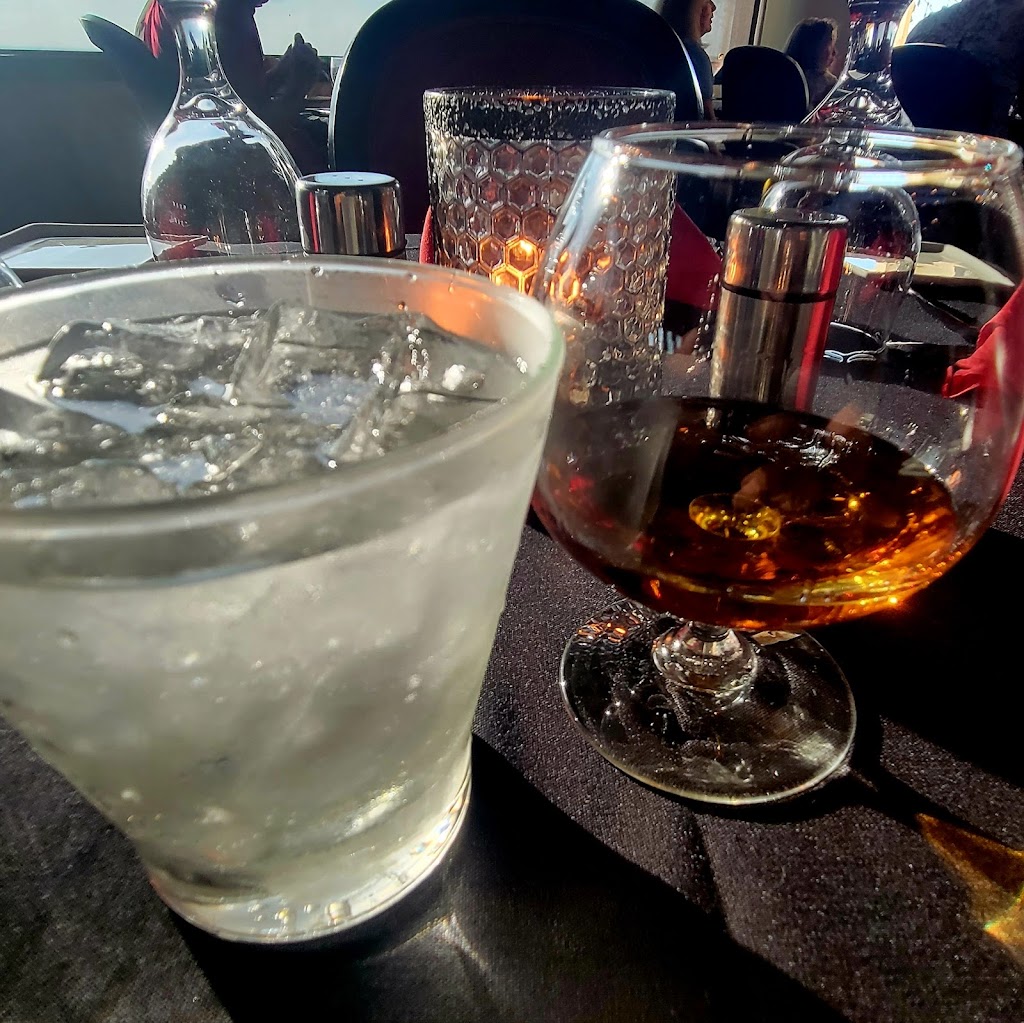 Liams Steak House & Oyster Bar | restaurant | 202 W Tarpon St, South Padre Island, TX 78597, USA | 9567724700 OR +1 956-772-4700