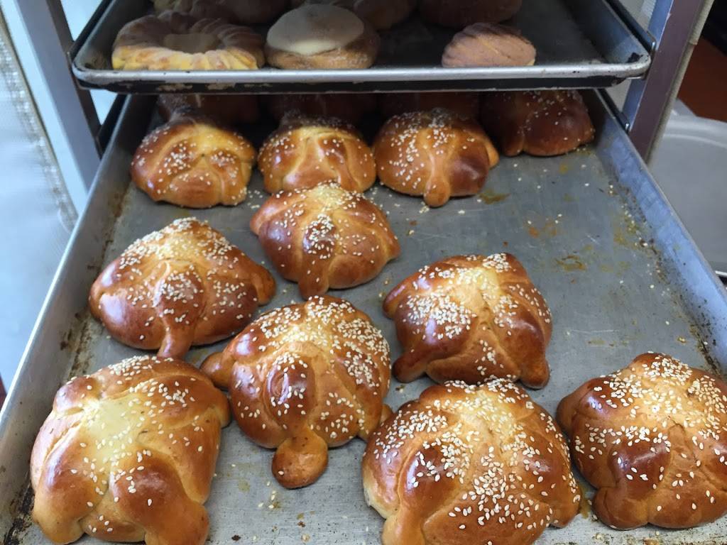 La Villa Bakery Restaurant | bakery | 3815, 9874 Alondra Blvd, Bellflower, CA 90706, USA | 5624613825 OR +1 562-461-3825