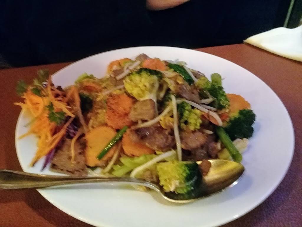 Bai Mint Thai Kitchen | restaurant | 4408 SE Woodstock Blvd, Portland, OR 97206, USA | 5037195070 OR +1 503-719-5070