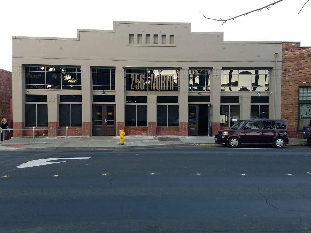 256 North Restaurant | restaurant | 256 Petaluma Blvd N, Petaluma, CA 94952, USA | 7077660799 OR +1 707-766-0799