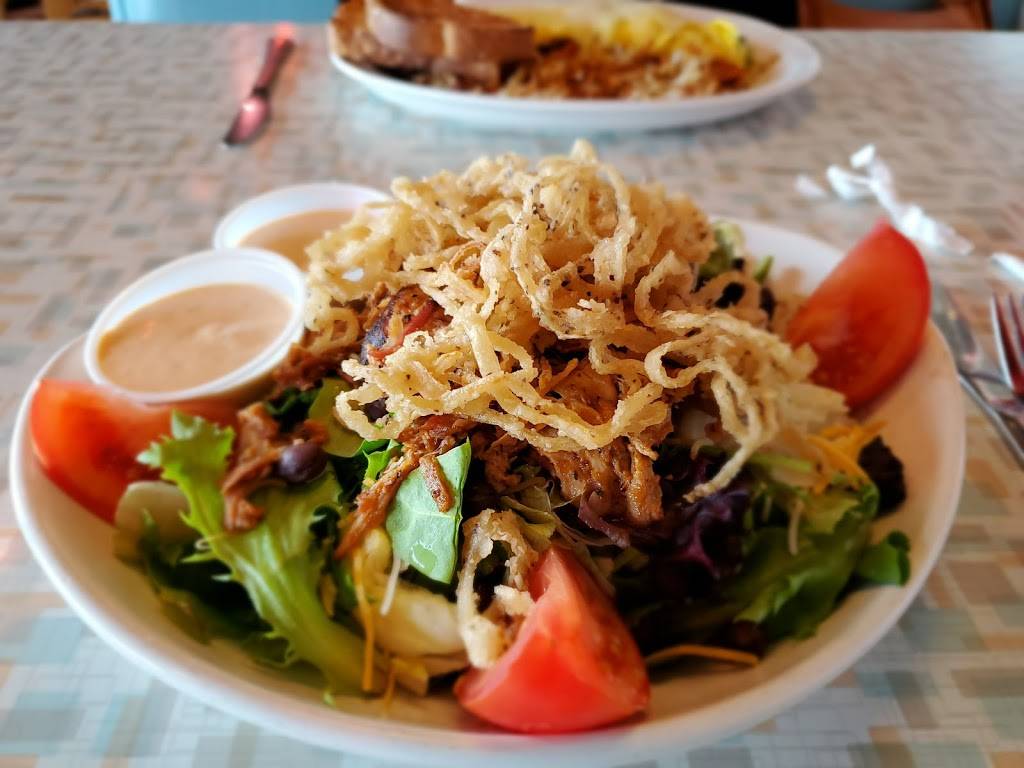 Moonlight Diner | restaurant | 6250 Tower Rd, Denver, CO 80249, USA | 3033071750 OR +1 303-307-1750