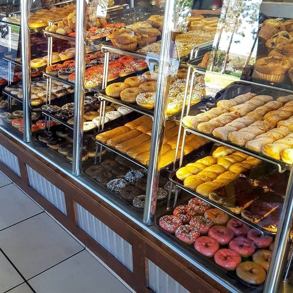 Yum Yum Donuts | cafe | 8139 W Manchester Ave, Playa Del Rey, CA 90293, USA | 3108230045 OR +1 310-823-0045