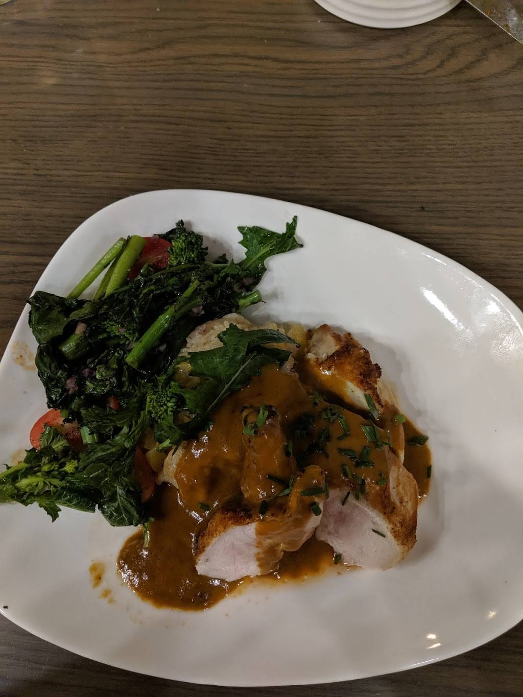 Crotux Kitchen & Taphouse | restaurant | 11 Garden St, Kennebunk, ME 04043, USA | 2076367799 OR +1 207-636-7799