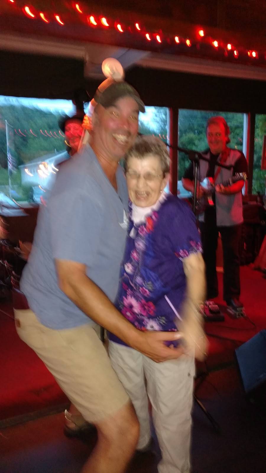 Stony Creek Inn & Rest | restaurant | 6 Roaring Branch Rd, Stony Creek, NY 12878, USA | 5186962394 OR +1 518-696-2394