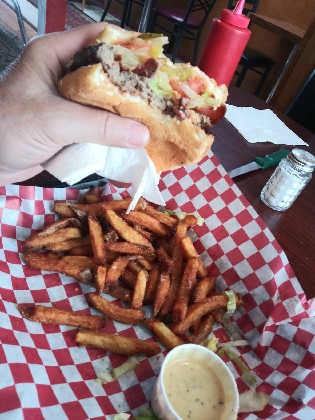 Rosebud Cafe | restaurant | 50316 Columbia River Hwy, Scappoose, OR 97056, USA | 5039871374 OR +1 503-987-1374