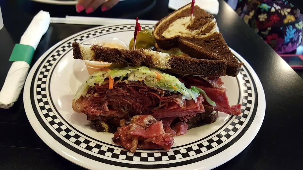 Lucky Dill | restaurant | 277 Central Ave, St. Petersburg, FL 33701, USA | 7278955859 OR +1 727-895-5859