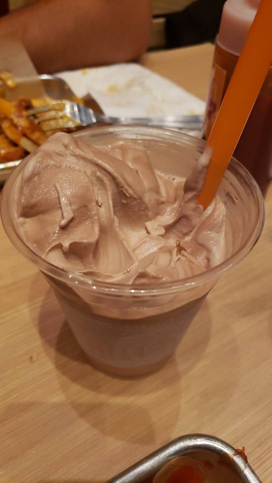 Independent Burger | restaurant | El Paso, TX 79938, USA | 9152342887 OR +1 915-234-2887