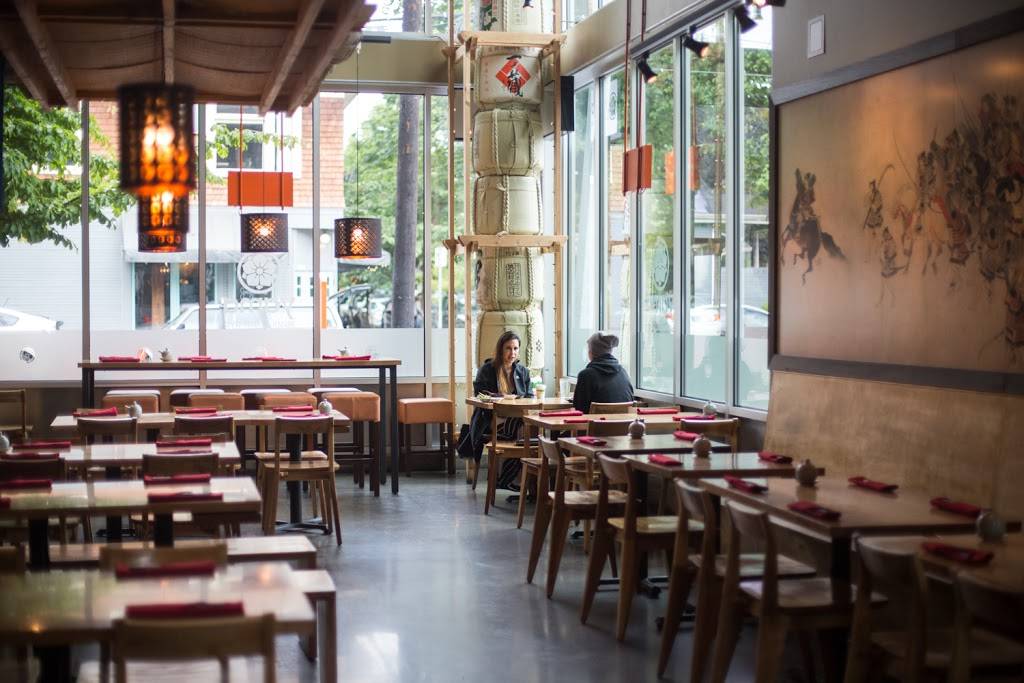 Yama Sushi & Izakaya | restaurant | 2038 SE Clinton St, Portland, OR 97202, USA | 5032312859 OR +1 503-231-2859