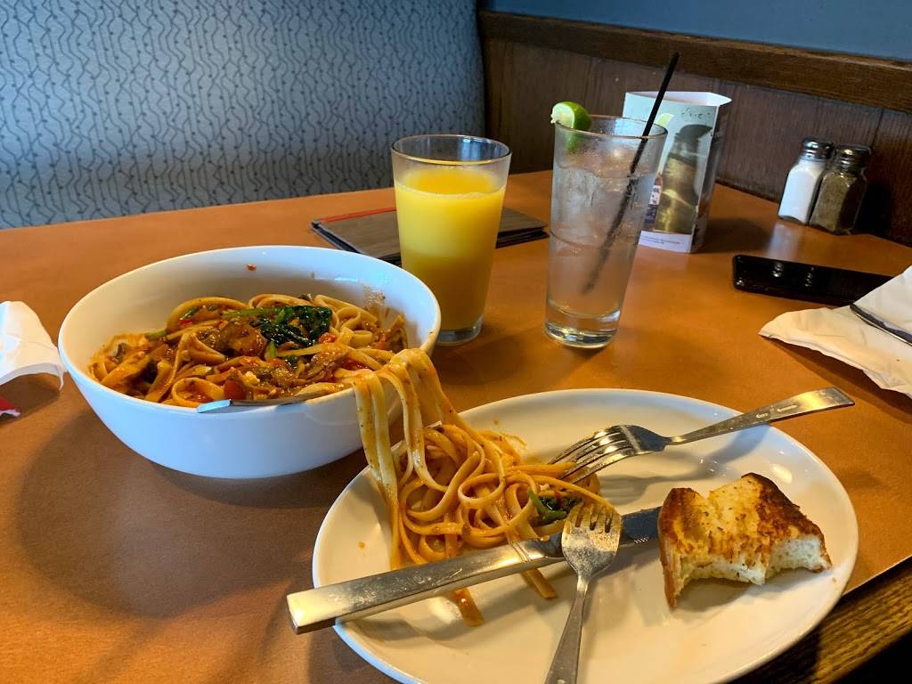 Boston Pizza | restaurant | 431 Norwich Ave, Woodstock, ON N4S 3W4, Canada | 5195367800 OR +1 519-536-7800