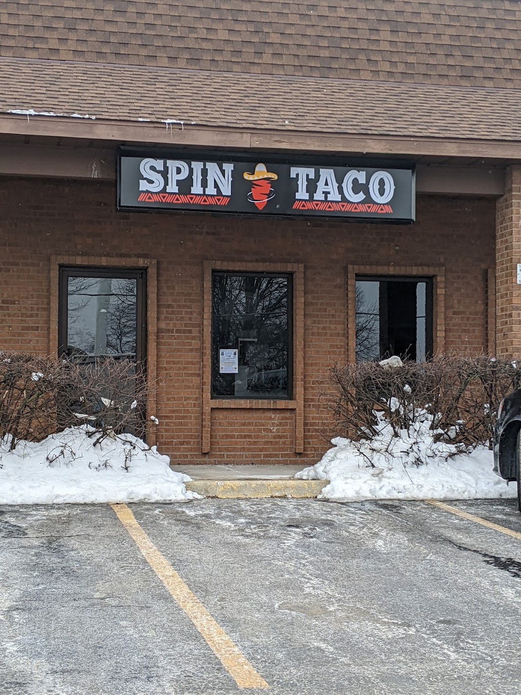 Spin Taco | restaurant | 1005 W Laraway Rd unit 300, New Lenox, IL 60451, USA | 8157178150 OR +1 815-717-8150