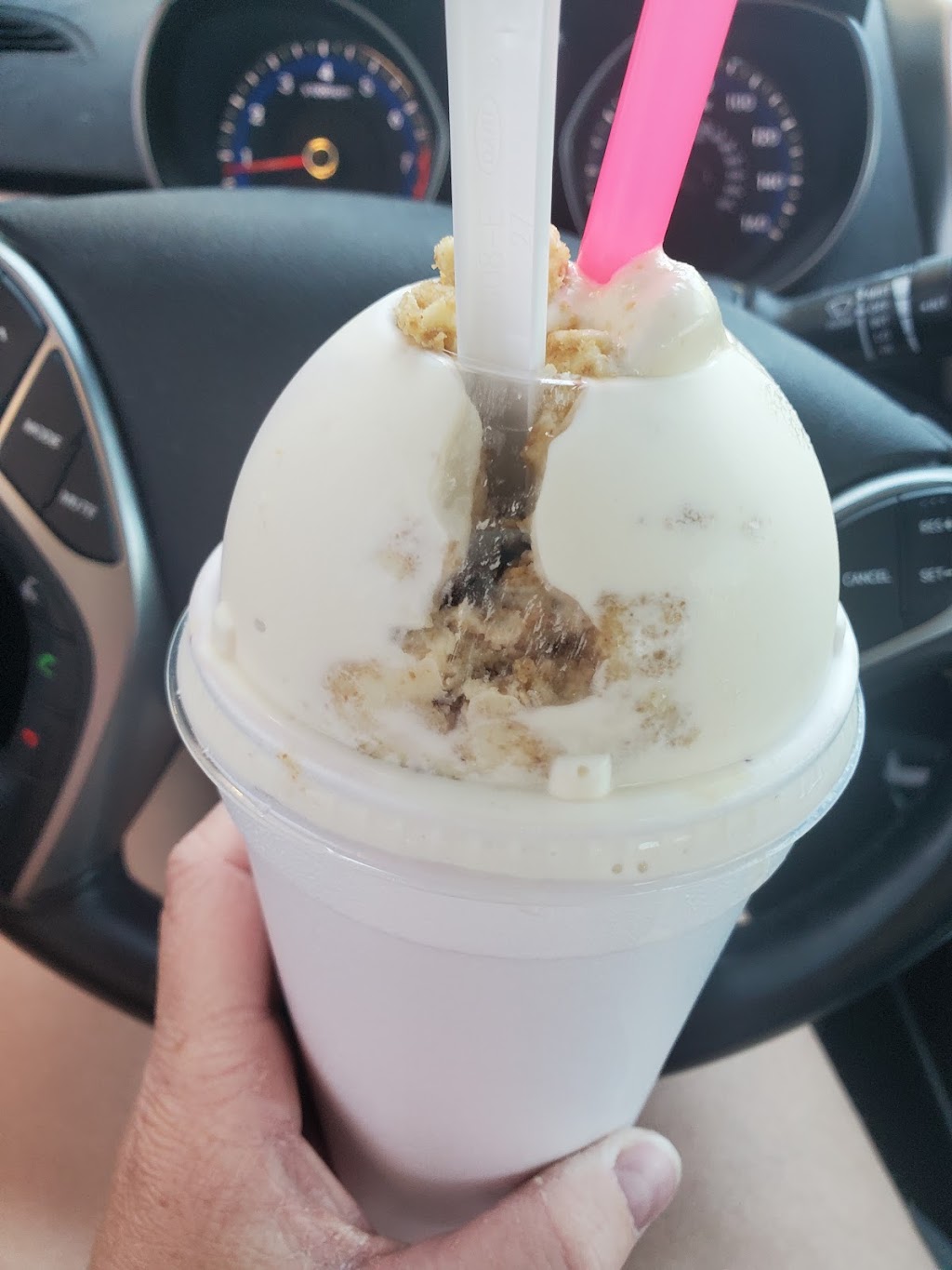 Fanci Freez Burgers and Shakes | restaurant | 1750 W McMillan Rd #100, Meridian, ID 83646, USA | 2088136226 OR +1 208-813-6226