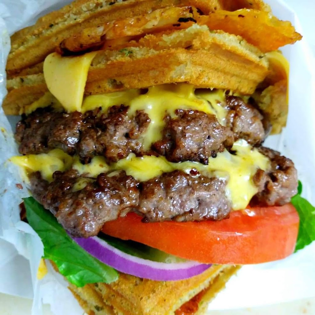 The Drunken Waffle | restaurant | 8150 Washington Village Dr, Centerville, OH 45458, USA | 9378389273 OR +1 937-838-9273