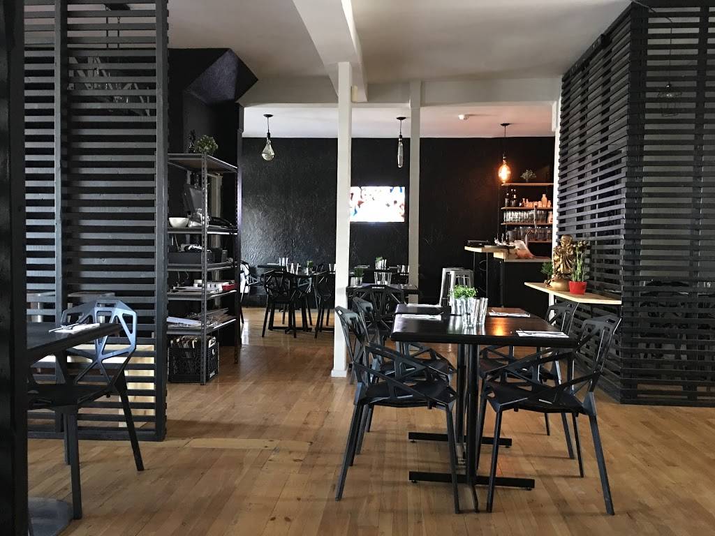 LAtelier Sushi | restaurant | 6 Rue Turgeon, Sainte-Thérèse, QC J7E 3H3, Canada | 4509519295 OR +1 450-951-9295