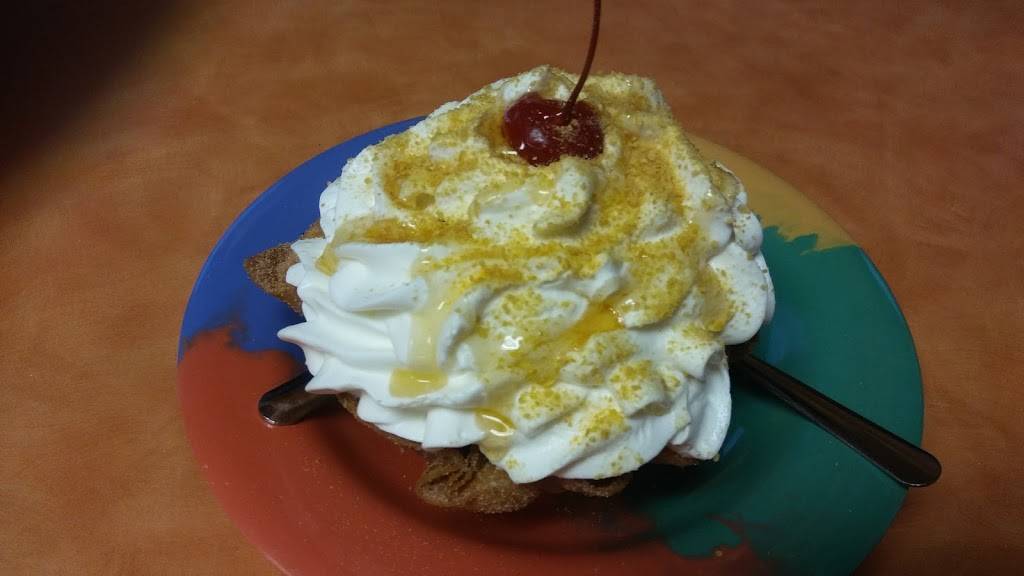 Adolphs Mexican Foods | restaurant | 4030 Kennedy Dr, East Moline, IL 61244, USA | 3097558427 OR +1 309-755-8427