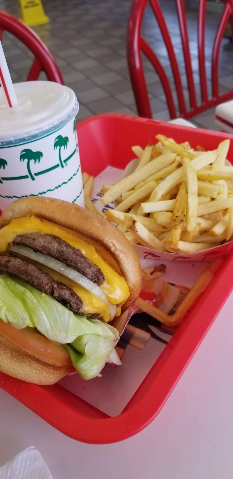 In-N-Out Burger | restaurant | 17069 Bear Valley Rd, Hesperia, CA 92345, USA | 8007861000 OR +1 800-786-1000