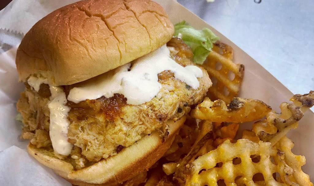 LBs Lunch Box | restaurant | 2115 River Rd, Egg Harbor City, NJ 08215, USA | 6092322207 OR +1 609-232-2207