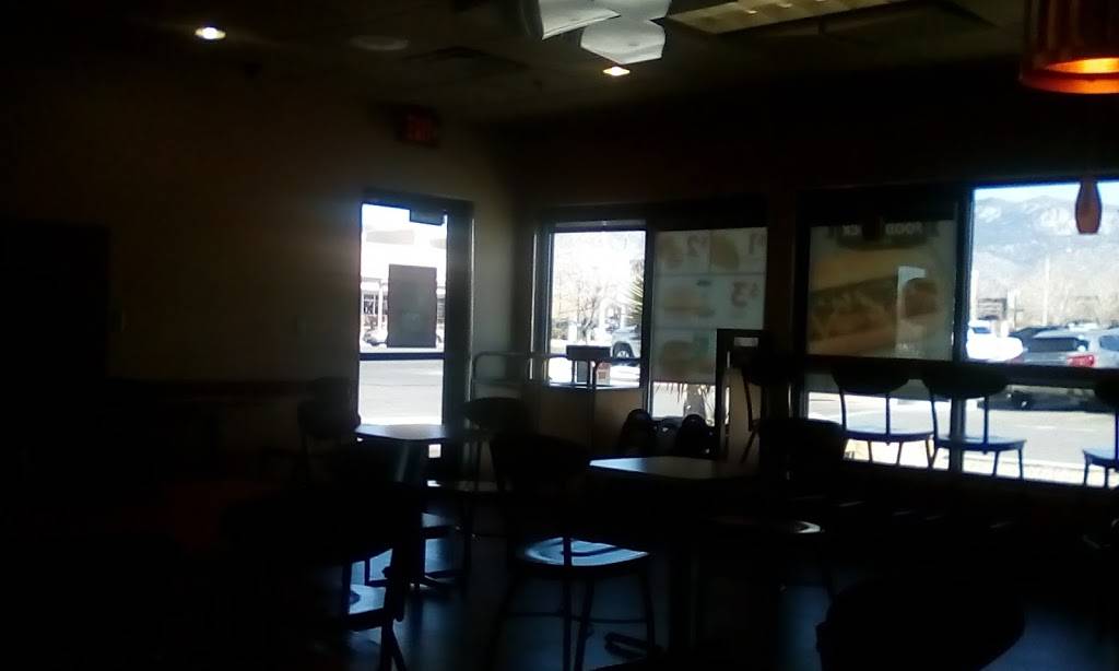 Jack in the Box | restaurant | 10100 Central Ave SE, Albuquerque, NM 87123, USA | 5053329282 OR +1 505-332-9282