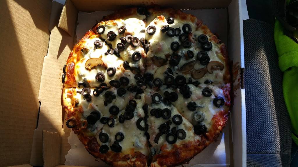 Uptown Pizza Shops | restaurant | 2940 Belmont Ave, Youngstown, OH 44505, USA | 3307596907 OR +1 330-759-6907