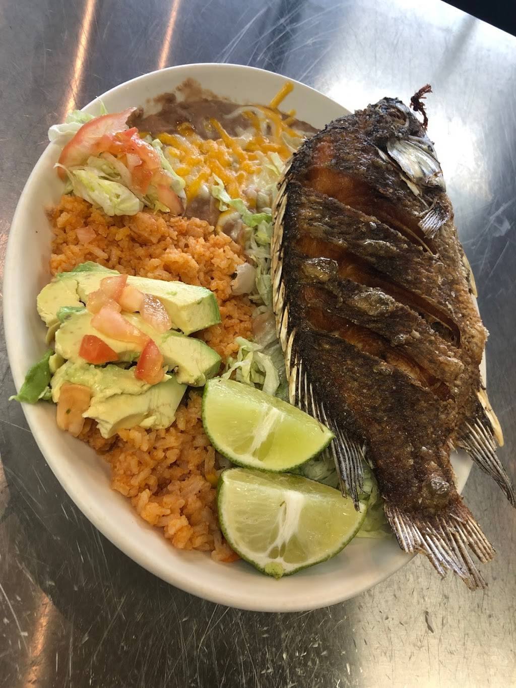 Taqueria Don Chava | restaurant | 475 W Stetson Ave Suite H, Hemet, CA 92543, USA | 9519292619 OR +1 951-929-2619