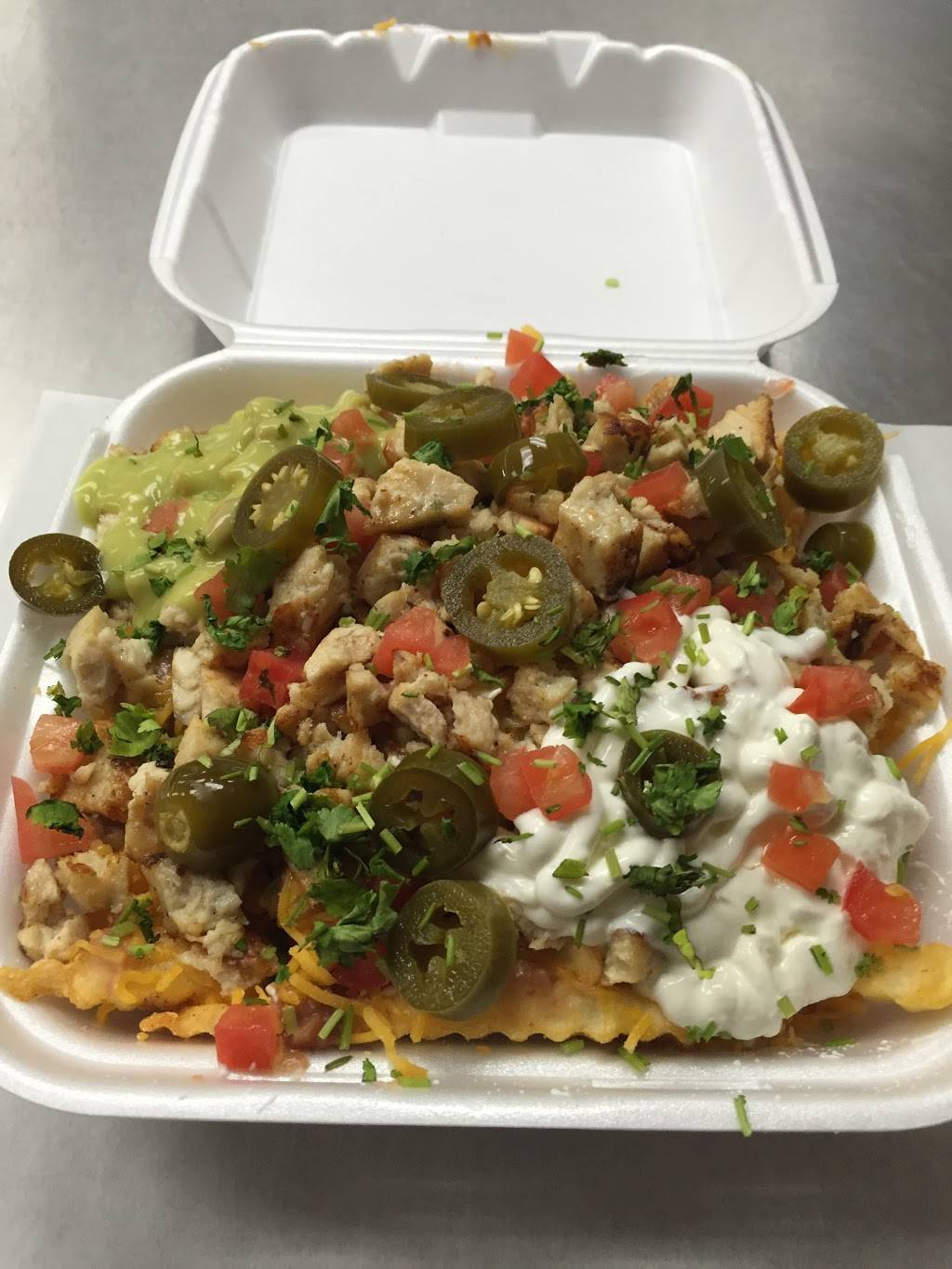 The Burger Joint | restaurant | 428 High St, Delano, CA 93215, USA | 6617219900 OR +1 661-721-9900