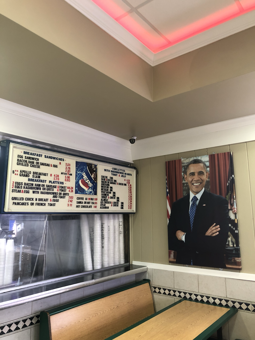 Albanos Apollo Coney Island | restaurant | 7635 Grand River Ave, Detroit, MI 48204, USA | 3138947790 OR +1 313-894-7790