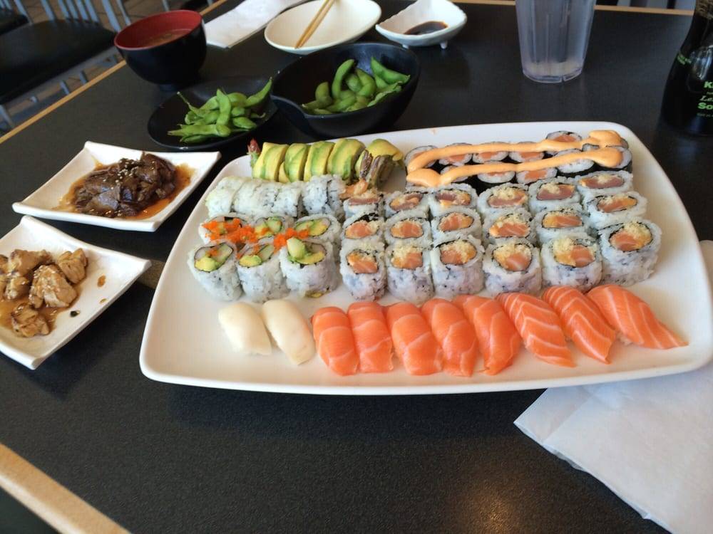 Sushi Itto Japanese Restaurant | restaurant | 16775 Yonge St Suite 13, Newmarket, ON L3Y 8J4, Canada | 9059541668 OR +1 905-954-1668