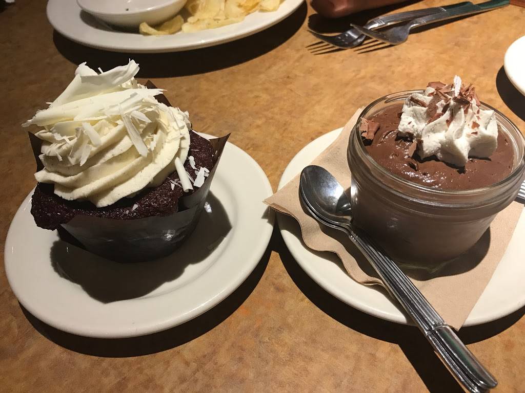 Nordstrom Cafe | restaurant | 6 Woodfield Shopping Center, Schaumburg, IL 60173, USA | 8476052121 OR +1 847-605-2121