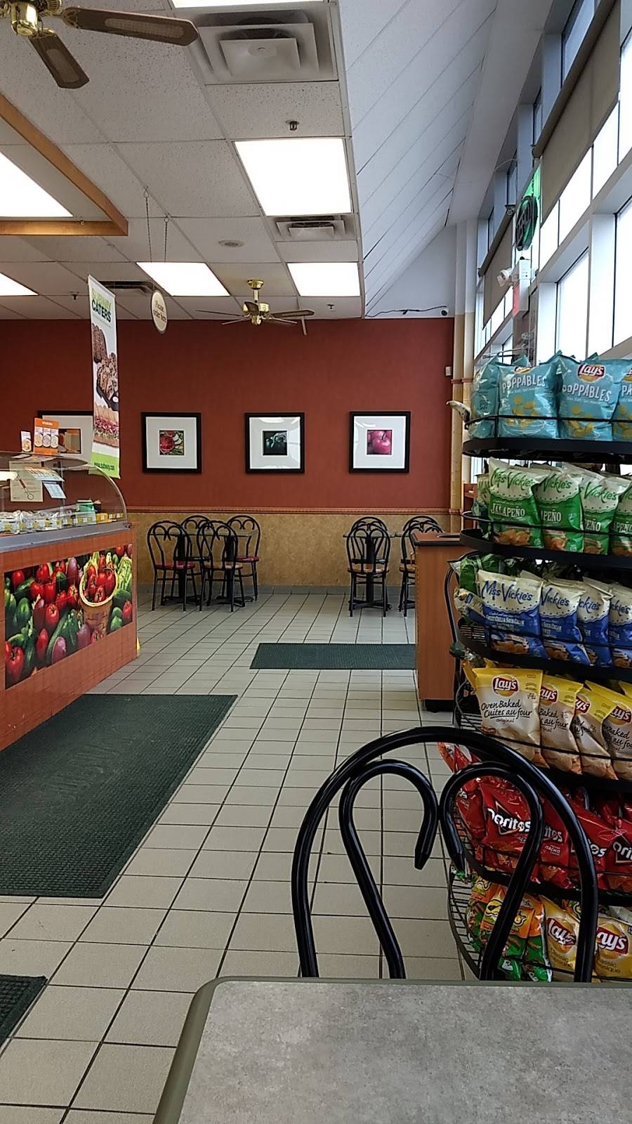 Subway | restaurant | 200 Queens Plate Dr, Etobicoke, ON M9W 6V1, Canada | 4168973154 OR +1 416-897-3154