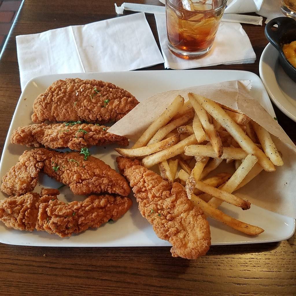 TGI Fridays | restaurant | 2100 W White Oaks Dr, Springfield, IL 62704, USA | 2176981900 OR +1 217-698-1900