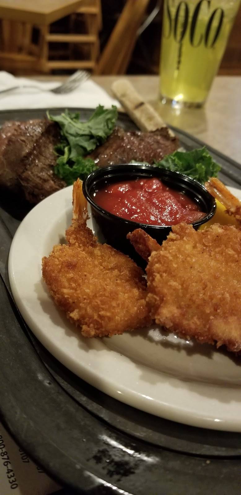 Out-O-Town Supper club | restaurant | N2161 Town Club Rd, Kaukauna, WI 54130, USA | 9207660414 OR +1 920-766-0414