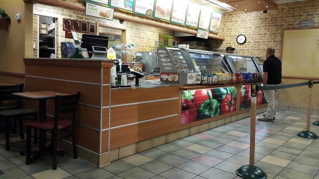 Subway | restaurant | 3048 W New Haven Ave, West Melbourne, FL 32904, USA | 3219519265 OR +1 321-951-9265