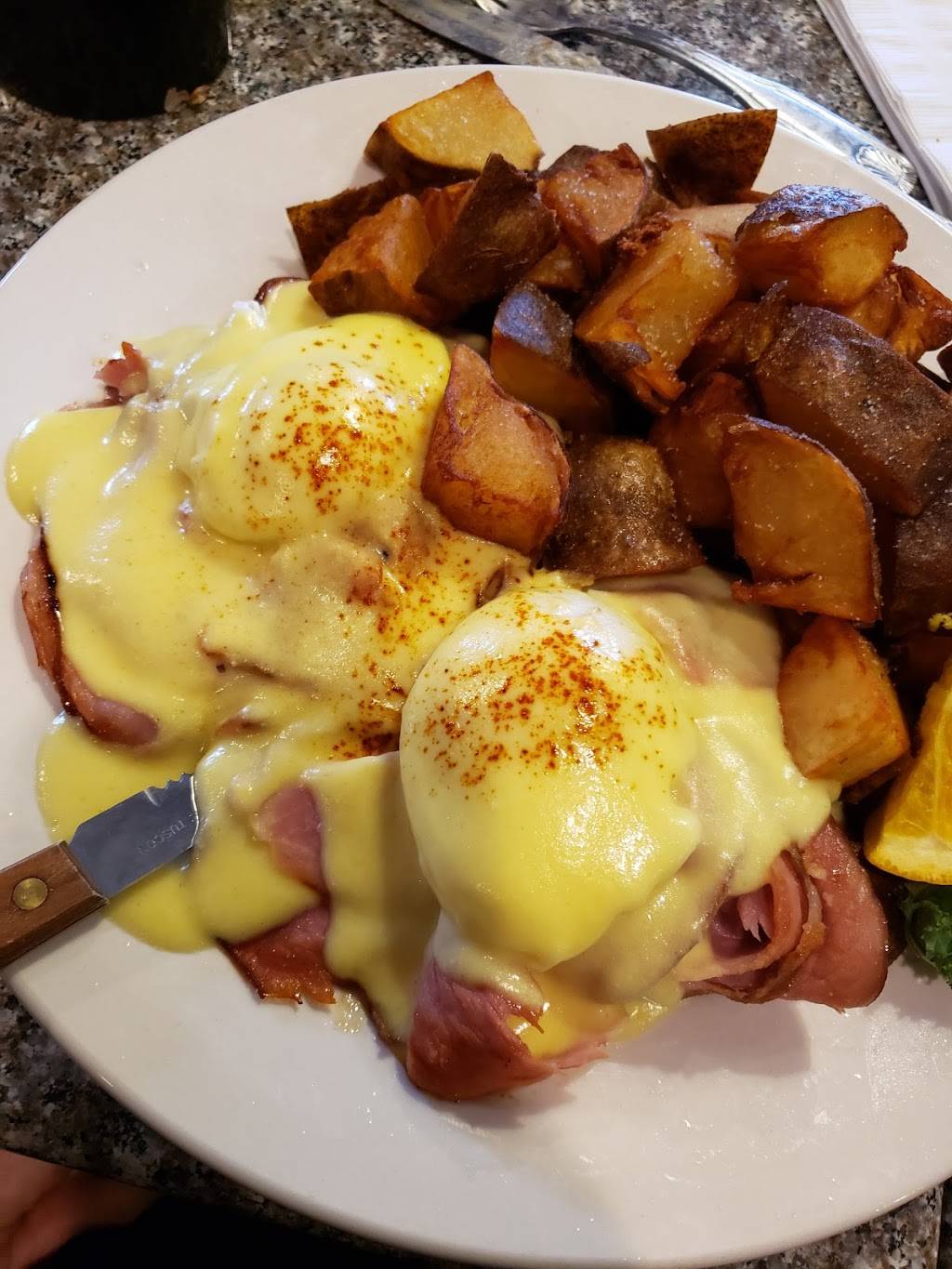 Carrs Restaurant | restaurant | 11006 Bridgeport Way SW, Lakewood, WA 98499, USA | 2535844622 OR +1 253-584-4622