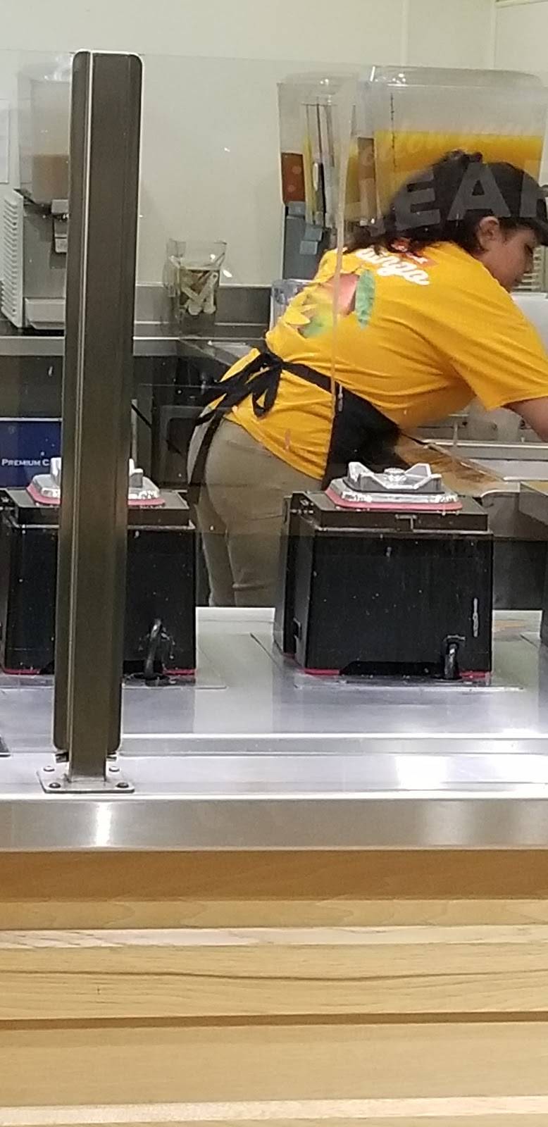 Jamba Juice Candlewood | restaurant | 4993 Candlewood St, Lakewood, CA 90714, USA | 5626302200 OR +1 562-630-2200