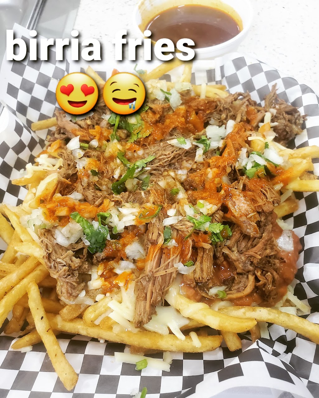 Chingones tacos and munchies | restaurant | 124 W Barioni Blvd, Imperial, CA 92251, USA | 7605546544 OR +1 760-554-6544