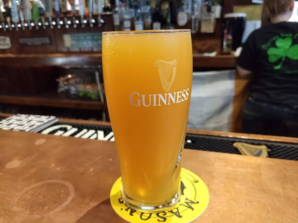 Byrnes Irish Pub | restaurant | 16 Station Ave, Brunswick, ME 04011, USA | 2077299400 OR +1 207-729-9400