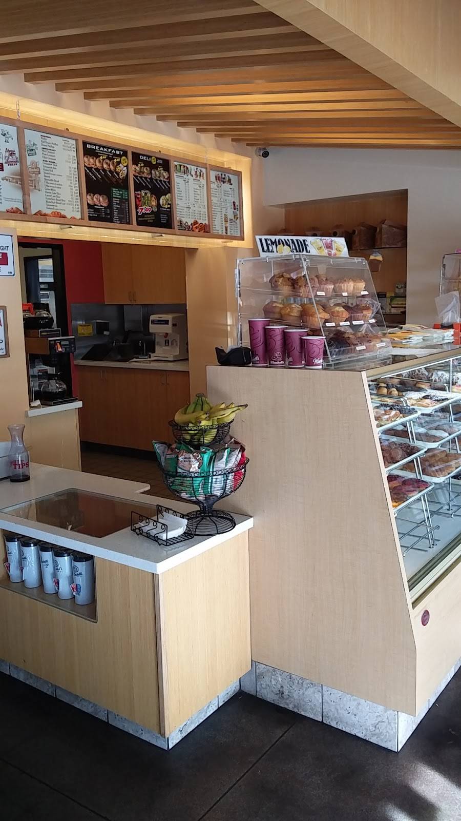 Winchells Donut House | bakery | 818 W Ave L, Lancaster, CA 93534, USA | 6617231697 OR +1 661-723-1697