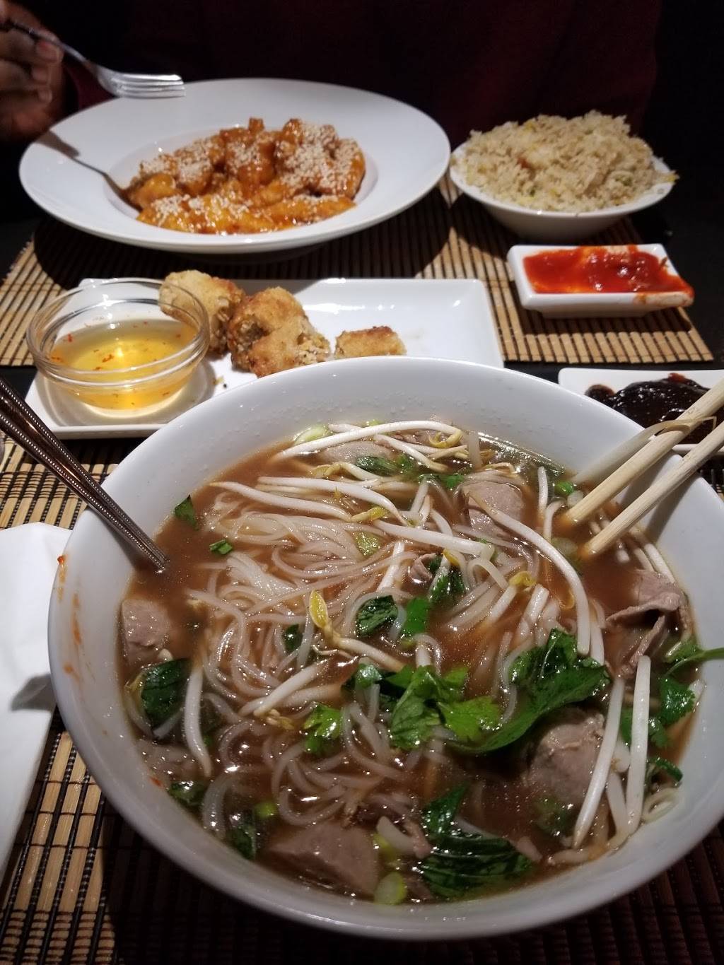 Cam Ranh Bay | restaurant | 712 Mainstreet, Hopkins, MN 55343, USA | 9523035834 OR +1 952-303-5834