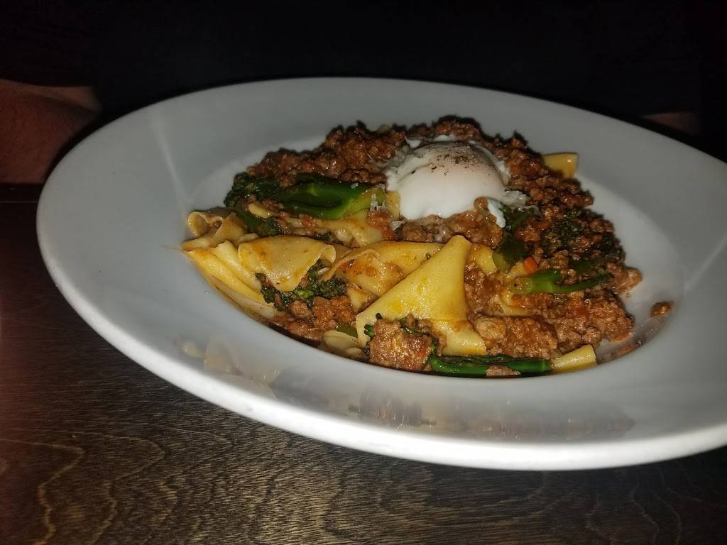 Theos - Fayetteville | restaurant | 318 Campbell Ave, Fayetteville, AR 72701, USA | 4795270086 OR +1 479-527-0086