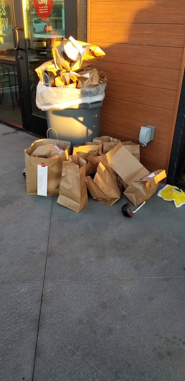 Noodles and Company | restaurant | 9417 WI-16 Suite 100, Onalaska, WI 54650, USA | 6085795777 OR +1 608-579-5777